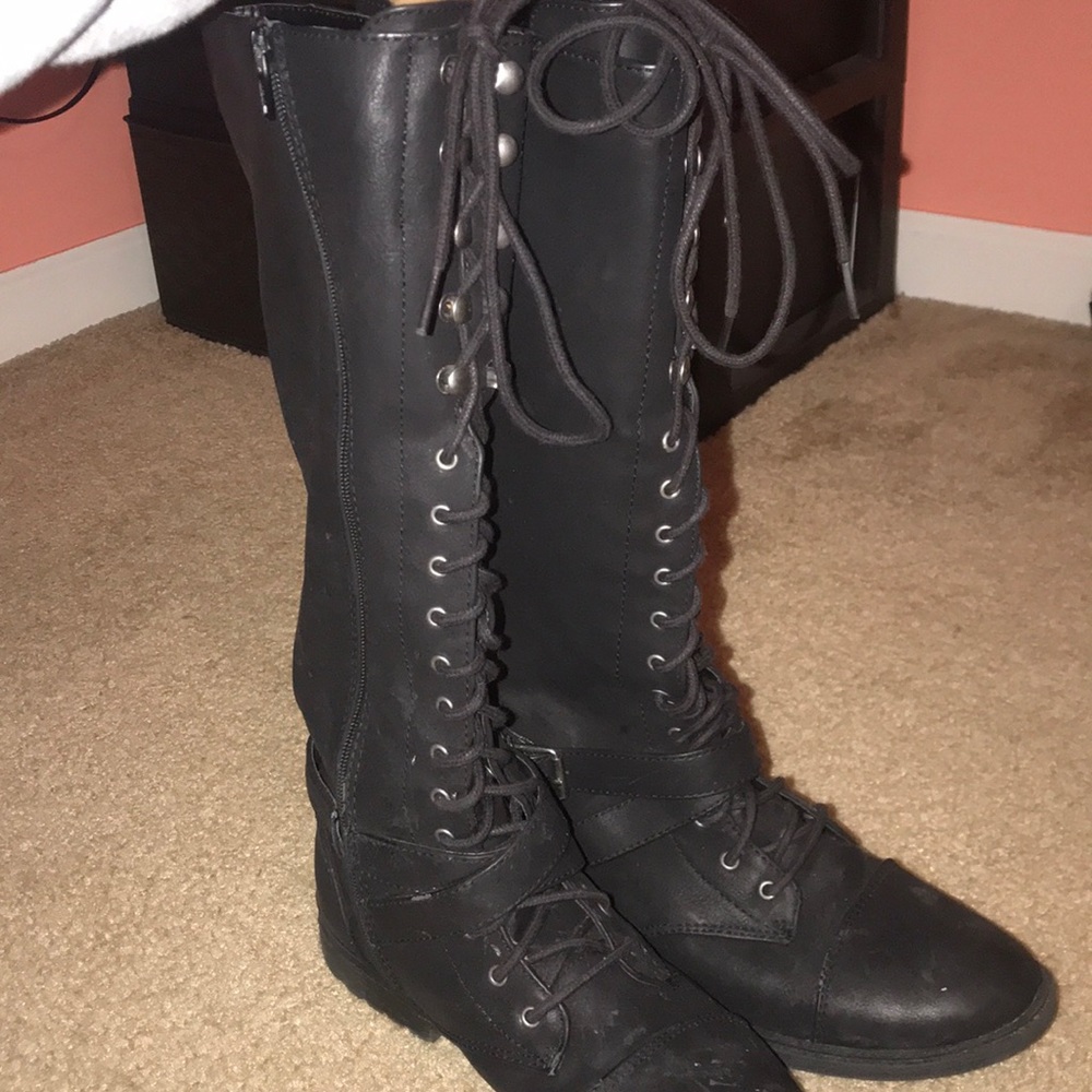 Black Target Boots!